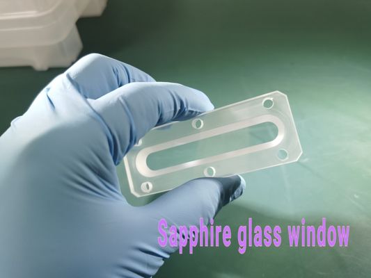 Окно стекла сапфира замечания оборудования с отверстием шага