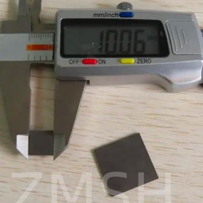 5×5 мм 10×10 мм SiC Wafer 4H-P 6H-P 3C-N тип Производственный класс Исследовательский класс Дублированный класс