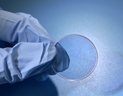 Хорошая цена Высокоустойчивое сапфировое стекло разделяет голубые красные ясные части покрытия АР онлайн