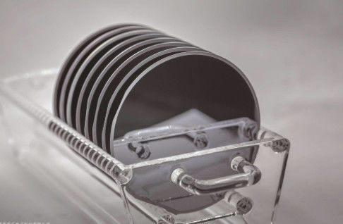 Хорошая цена 300 - 900nm фильмы вафли ниобата лития LN-На-кремния LiNbO3 тонкие наслаивают на субстрат кремния онлайн